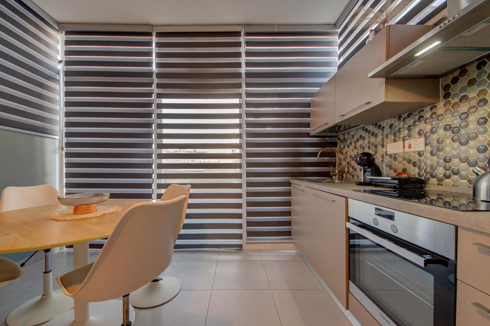 Cosy Penthouse In Hamrun - Walking Distance To Valletta Luaran gambar